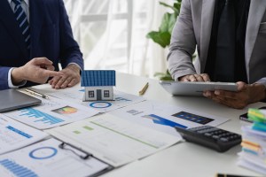 Nachhaltige Wertsteigerung Ihrer Immobilie durch gezielte Renovierungs- und Sanierungsmaßnahmen