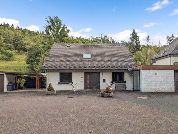 Einfamilienhaus (z.T. barrierefrei) mit innovativer Technik für besondere Ansprüche - Impressionen - Werz Immobilien (24637)