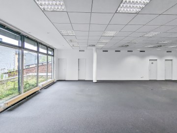 Viel Raum für viel Geschäft! Zentral in Biedenkopf. - Große Halle (21587)