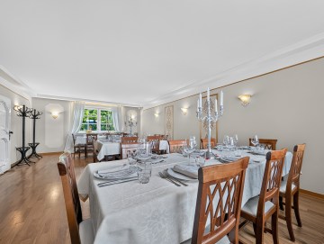 Etabliertes Restaurant mit Wohneinheit in Top-Lage zu verkaufen - Impressionen - Werz Immobilien (34260)