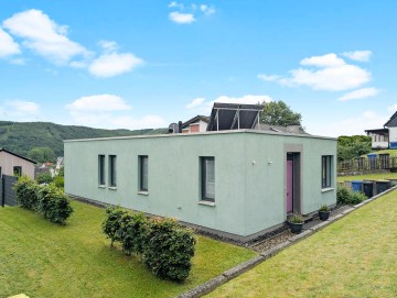Moderner Bungalow in ruhiger Wohnlage von Biedenkopf – Wallau - Außenansicht - Werz Immobilien (34099)