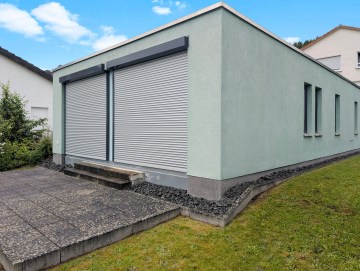 Moderner Bungalow in ruhiger Wohnlage von Biedenkopf – Wallau - Terrasse - Werz Immobilien (34102)