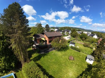 Architektenhaus mit Innen-Pool, Sauna und Einliegerwohnung - Impressionen - Werz Immobilien (34157)