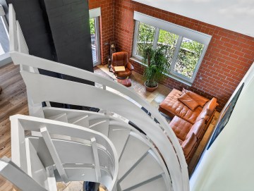 Architektenhaus mit Innen-Pool, Sauna und Einliegerwohnung - Impressionen - Werz Immobilien (34151)