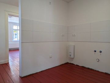 Erstbezug nach Sanierung 4-Zimmer-Wohnung mit historischem Charme & moderner Ausstattung - Küche (29394)