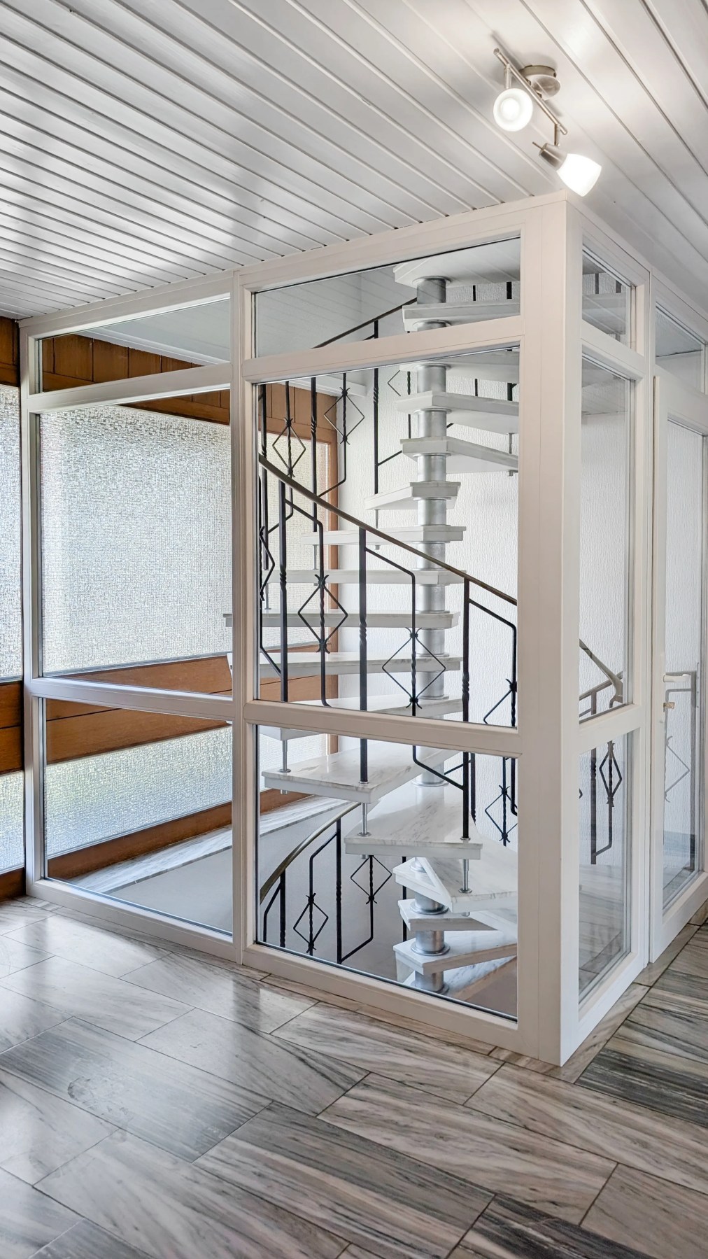 Treppe - Werz Immobilien