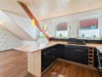 Offene Küche im Dachgeschoss - Tolles Zweifamilienhaus aus Bj. 2000