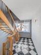 Treppe zum Dachgeschoss - Tolles Zweifamilienhaus aus Bj. 2000