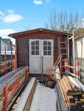 Attraktives Einfamilienhaus mit Garagenkomplex und Ausbaupotenzial - Impressionen - Werz Immobilien (26635)