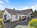 Impressionen - Einfamilienhaus mit Einliegerwohnung, Partykeller und Traumgarten