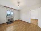 Einliegerwohnung Schlafzimmer - Werz Immobilien - Einzigartiges Einfamilienhaus mit Einliegerwohnung und Panoramaaussicht