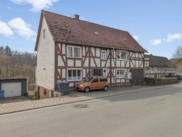 Heimwerkerprojekt mit kleiner Gaststätte und Garten an der Eder - Impressionen - Werz Immobilien (28160)