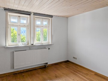 Charmantes Fachwerkhaus mit modernem Wohnkomfort im Herzen von Biedenkopf - Schlafzimmer - Werz Immobilien (24341)