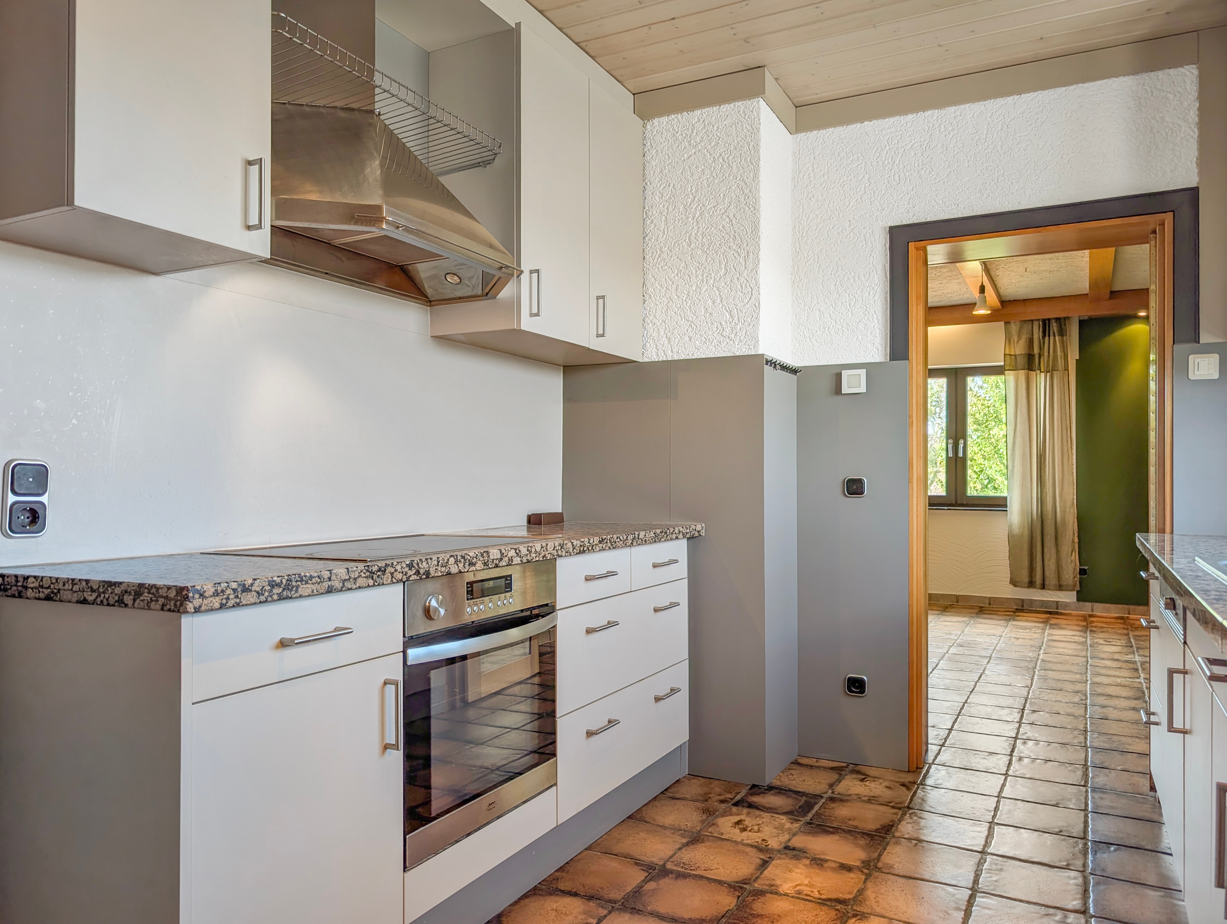 Küche - Werz Immobilien