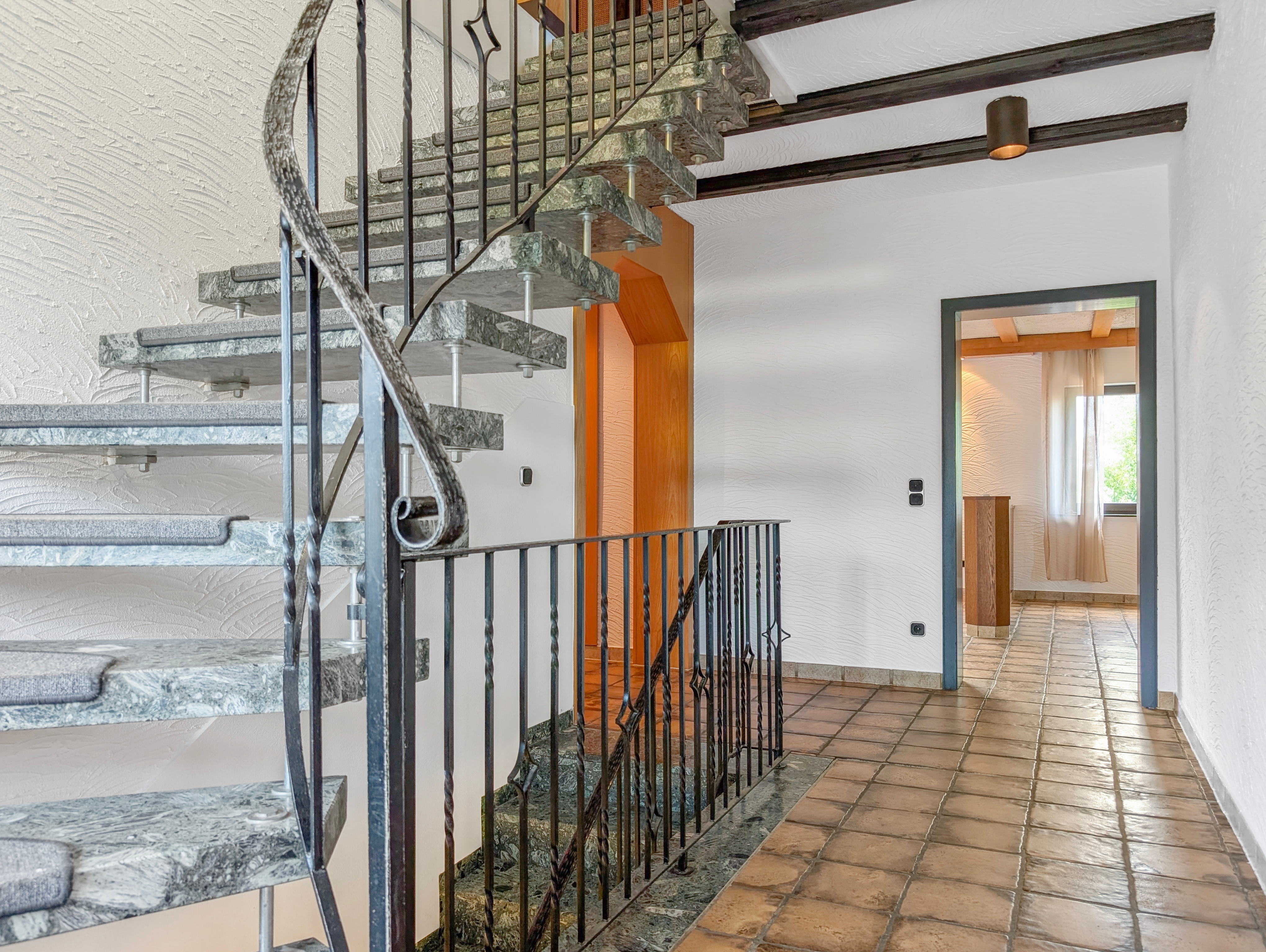 Eingangsbereich - Werz Immobilien