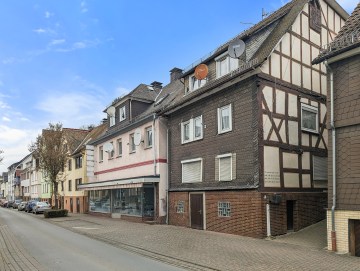 Wohnen und vermieten in Biedenkopf - Aßenaufnahme (26075)