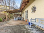 Blick auf die Terrasse - Einziehen und wohlfühlen! EFH in toller Lage